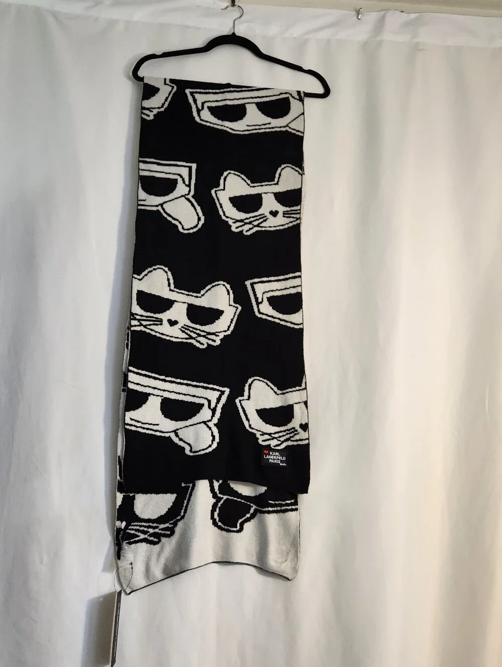 Karl Lagerfeld black white